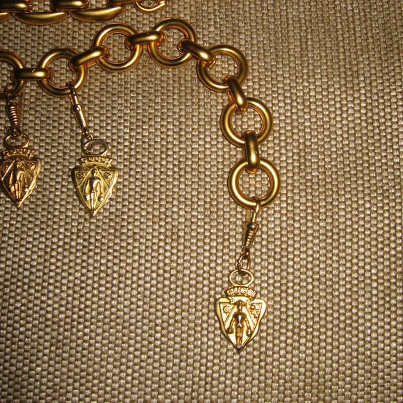 8 GUCCI Crest Zipper Pull Gold Chain Belt Sz 36 - Picture 4 of 5